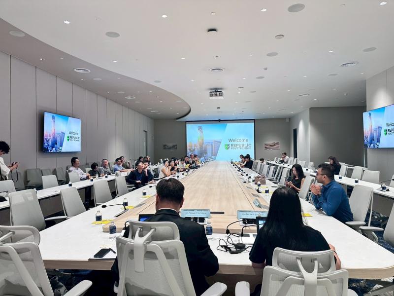 วันที่ 5 พฤศจิกายน 2