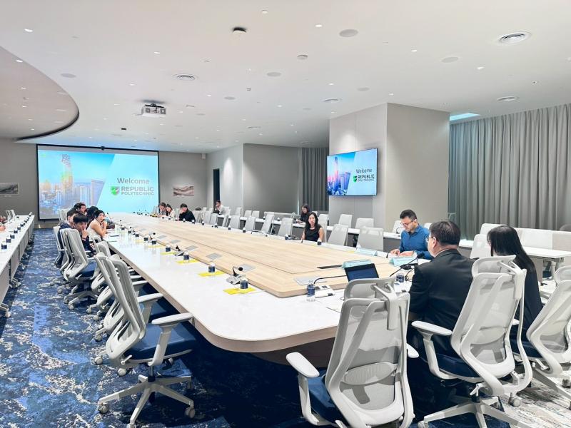 วันที่ 5 พฤศจิกายน 2