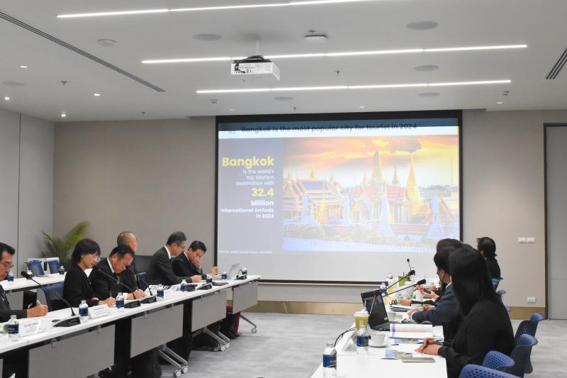 นางสาวทินภา อภัยว