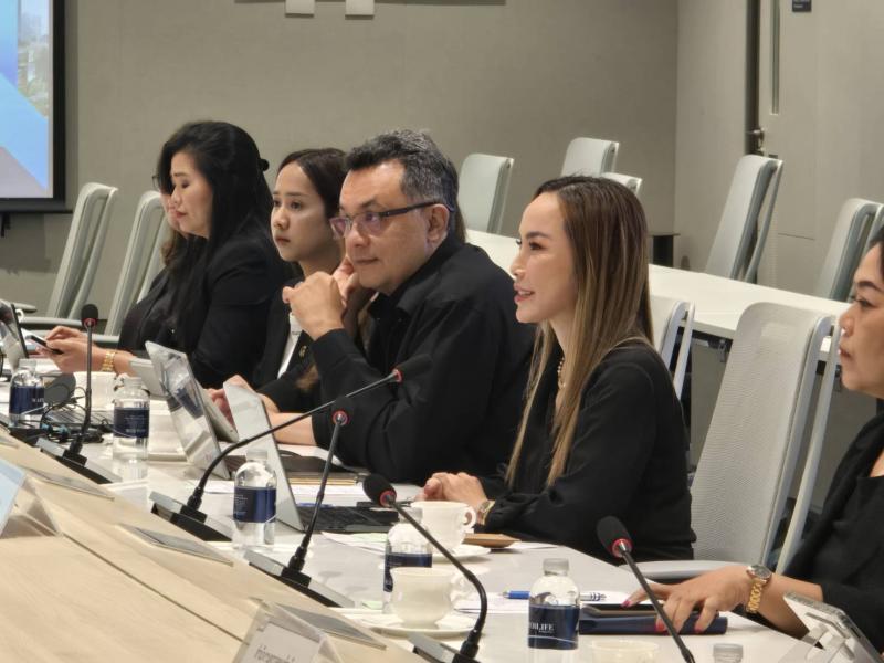 วันที่ 27 พฤศจิกายน 