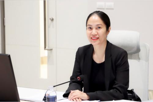 นางสาวฐนิตา ศิริท�